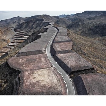 Michael Light: Lake Las Vegas/Black Mountain, Rebecca Solnit (Text by (Art/Photo Books)) Michael Light: Lake Las Vegas/Black Mountain, Rebecca Solnit (Text by (Art/Photo Books))