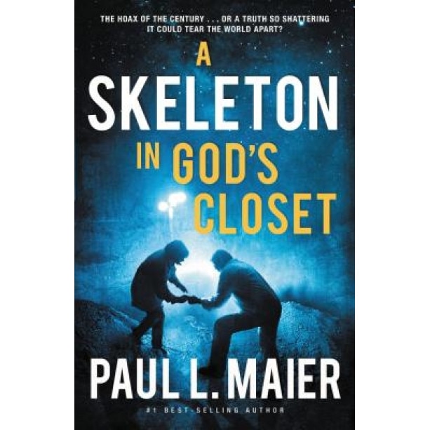 A Skeleton in God's Closet, Paul L. Maier (Author)