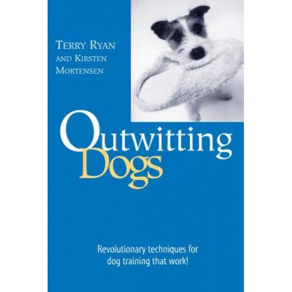 Outwitting Dogs, Kirsten Mortensen (Author)