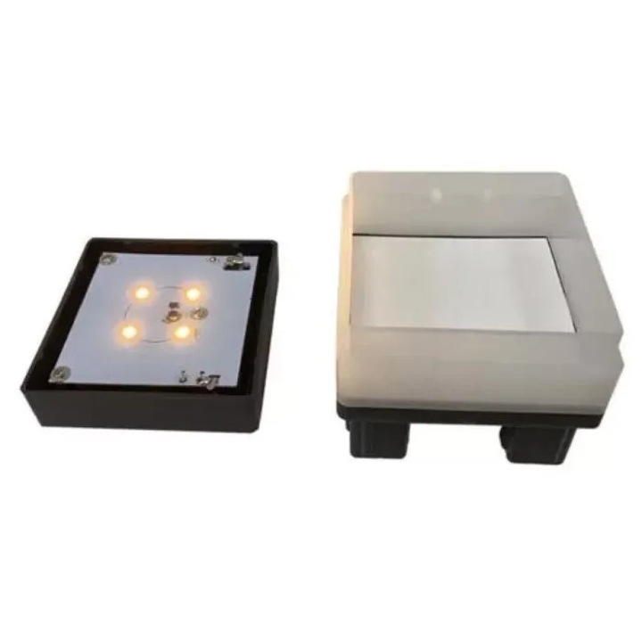Set 4 lampi solare LED pentru garduri si gradini, alb, exterior