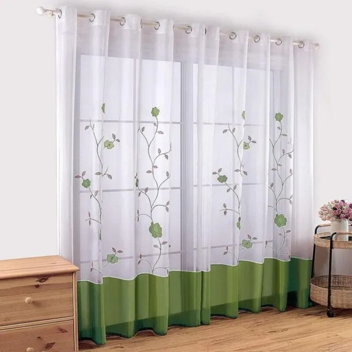 Set 2 perdele cu inele, broderie florala, verde, 140x245cm