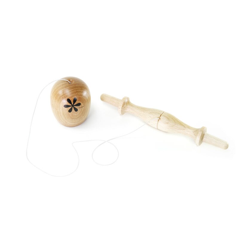 Joc de indemanare Kendama Ticayo, natur