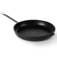 Tigaie Platinium Profesional 28x(H)5,5 cm, din aluminiu dur cu 2 straturi anti-aderente titan, Hendi, maner inox