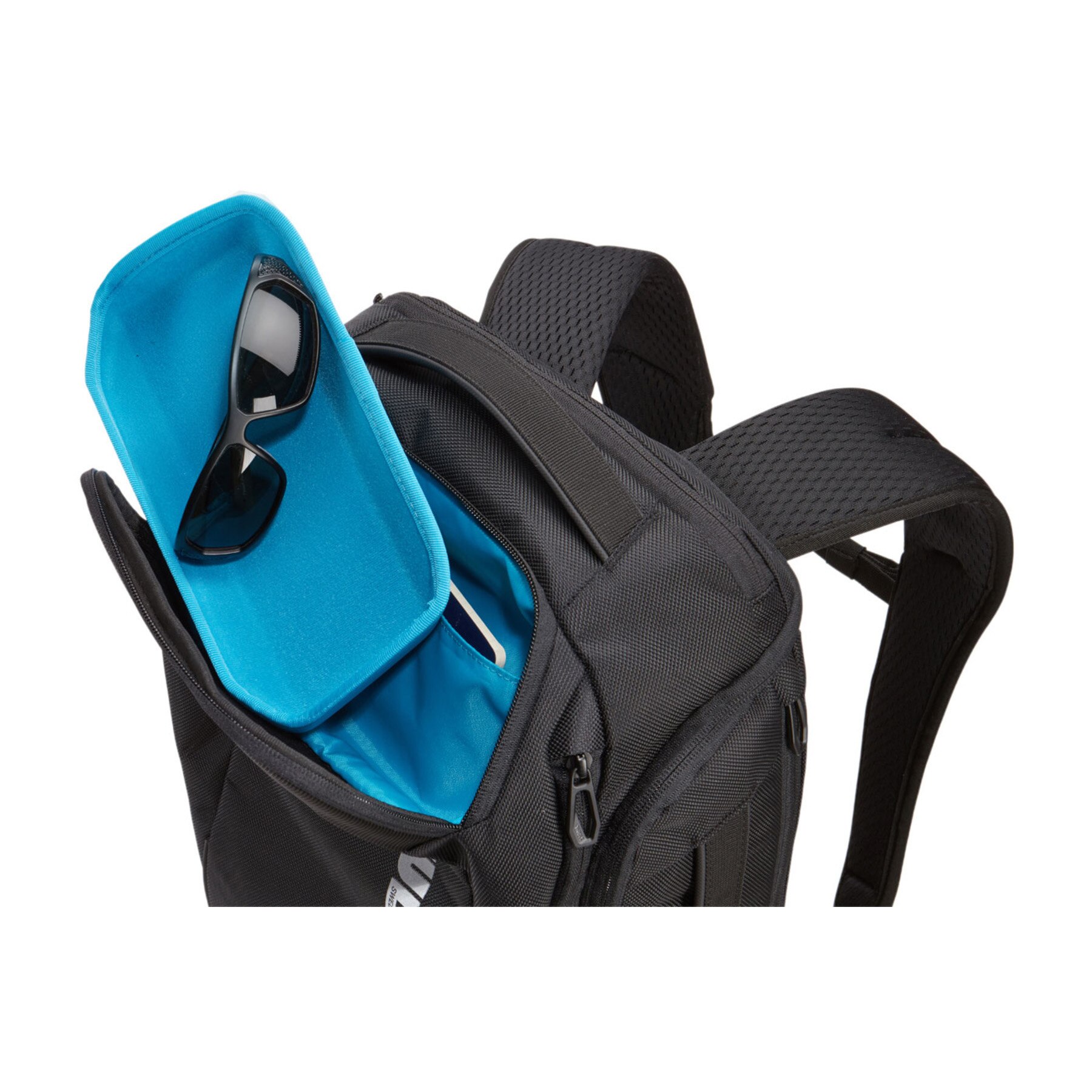 thule accent daypack 28l