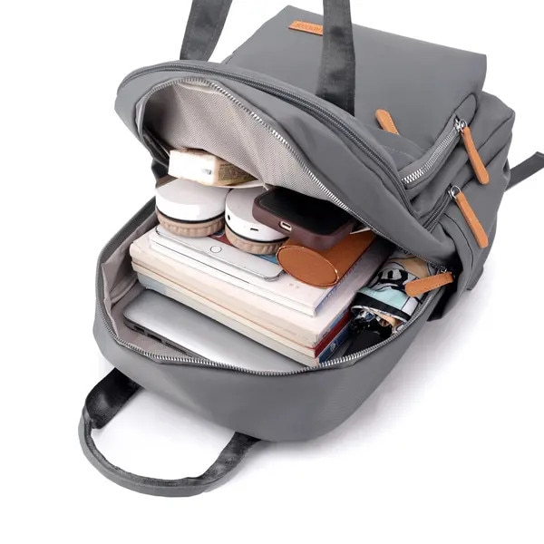 Rucsac de dama din poliester rezistent la apa cu compartiment pentru laptop 15 inch, curele captusite si banda pentru troler, maro deschis, 30 x 16 x 52 cm