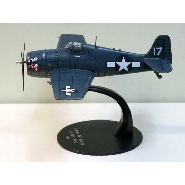 F6F-3 Hellcat DeAgostini 1:72 repülőgép modell fehér kék