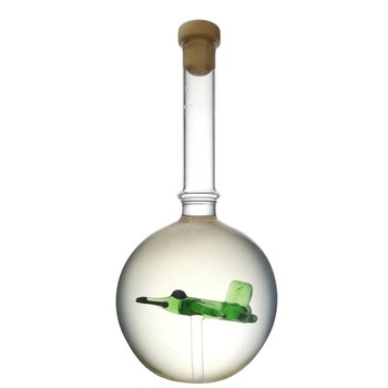 Rachiu de fructe in balon cu avion de vanatoare 500ml Rachiu de fructe in balon cu avion de vanatoare 500ml