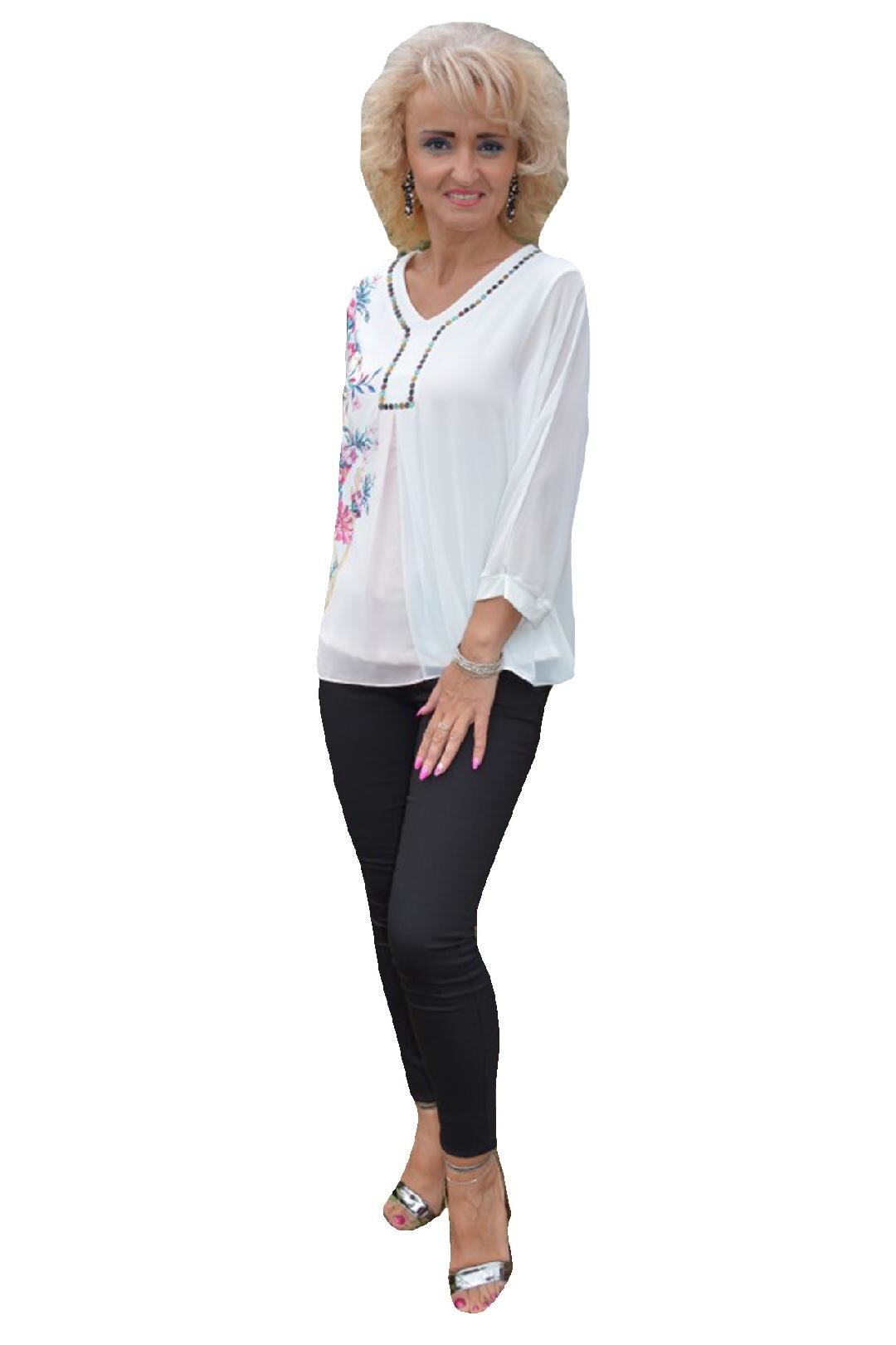 Bluza eleganta design cu flori multicolore,masura mare,D&J Exclusive, Alb