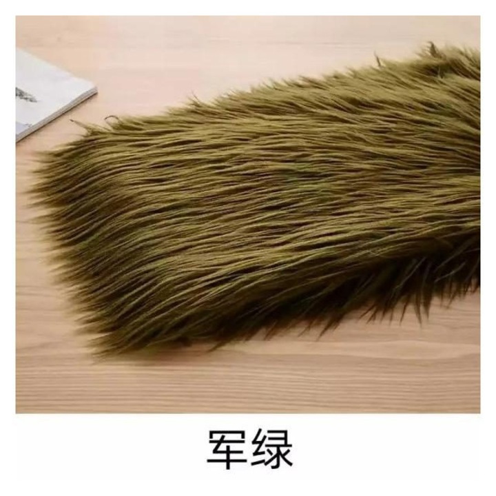 Material textil blana sintetica, 25x45cm, verde militar, puf lung 9cm