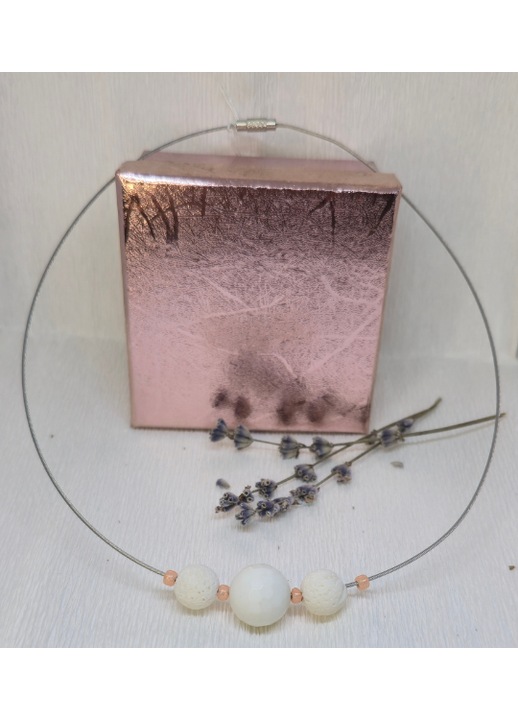 Colier handmade „White Harmony” cu roca vulcanica alba - Amma Design
