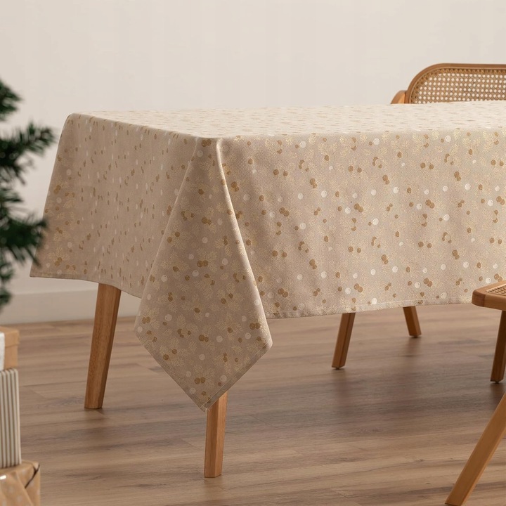 Zöld jacquard asztalterítő arany díszítéssel 140x240cm