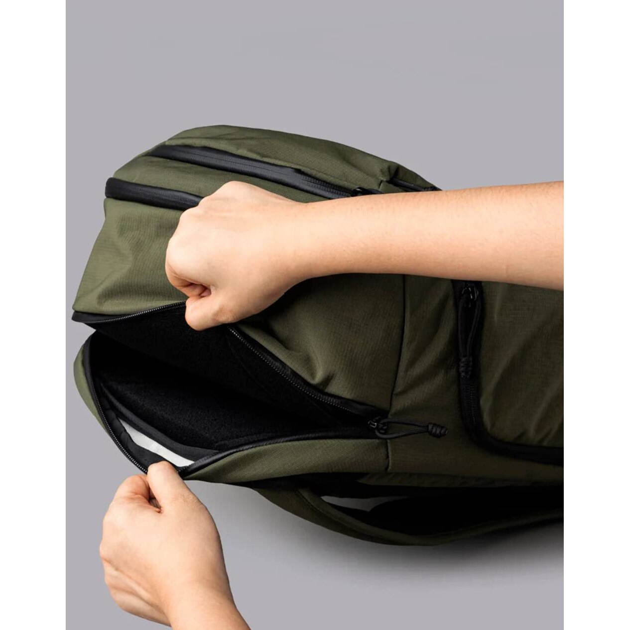 Rucsac laptop Alpaka Traverse 30 l verde 40x30x15cm