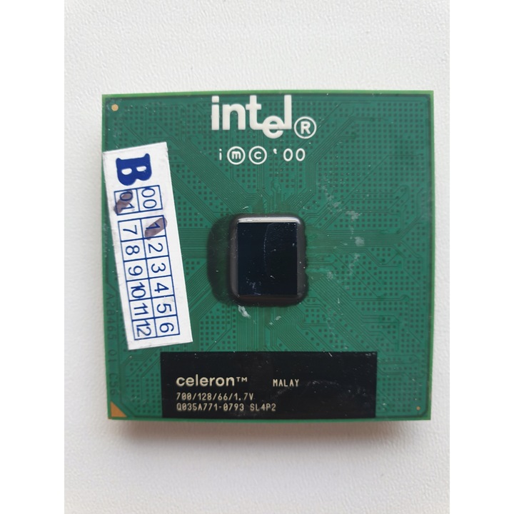 Intel Celeron processzor 700 MHz 1 mag 0,7 GHz 32-bit OEM