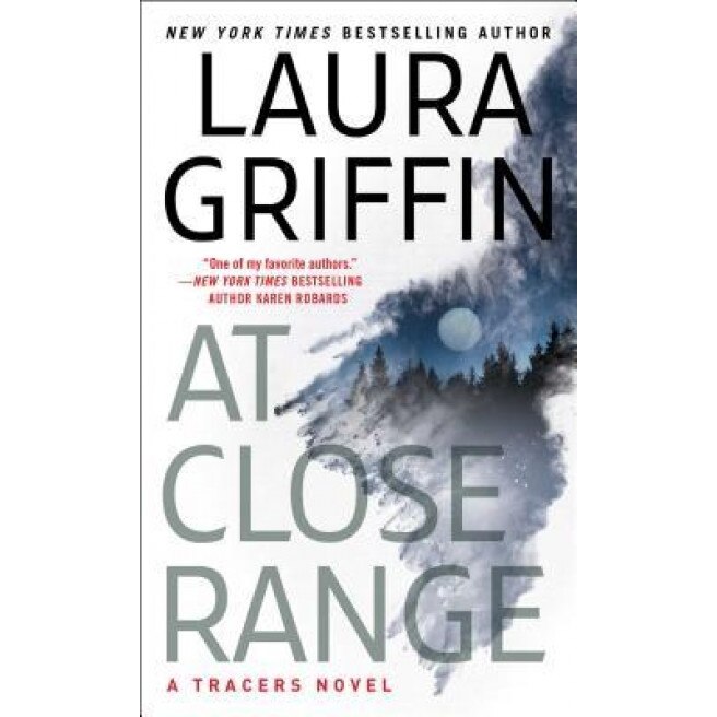 At Close Range, Laura Griffin (Author)
