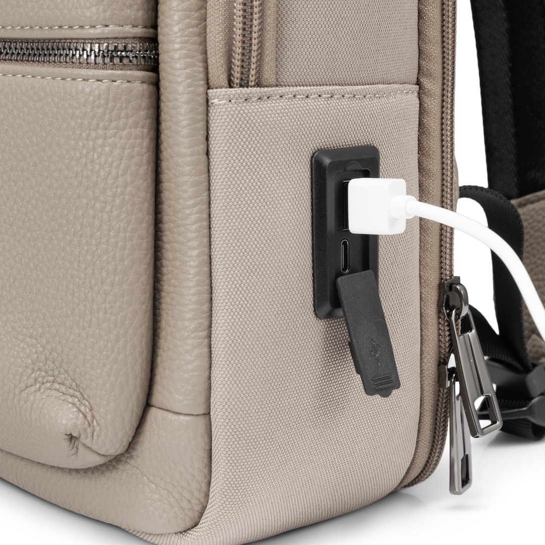 Rucsac Pentru Laptop, James Hawk, City Backpack, 20L 40x30x17 cm, Bej Gri, Piele Ecologica Si Nylon, Laptop 16 Inch, Bagaj De Mana Zbor Ryanair Wizz Air, Port Usb Si Usb-C, Protectie RFID, Impermeabil, Antifurt, Rucsac Business Elegant, Premium, Voiaj