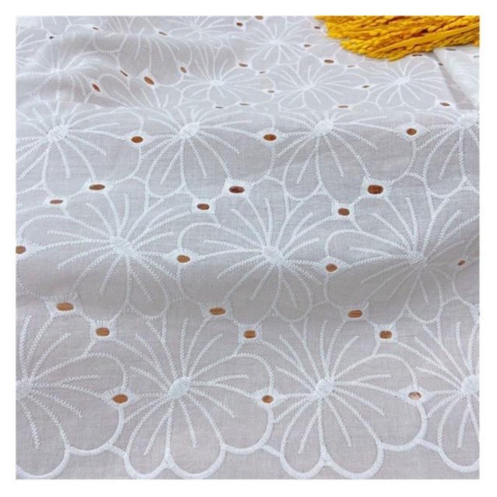 Hímzett tiszta pamut textil anyag, fehér, 45x130cm, Big Flower minta