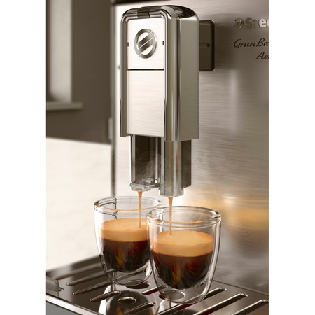 Espressor super-automat Saeco GranBaristo Avanti HD8978/01, Carafa integrata, Filtru AquaClean, Rasnita ceramica, 18 varietati de cafea, 15 Bar, 1.7 litri, Argintiu