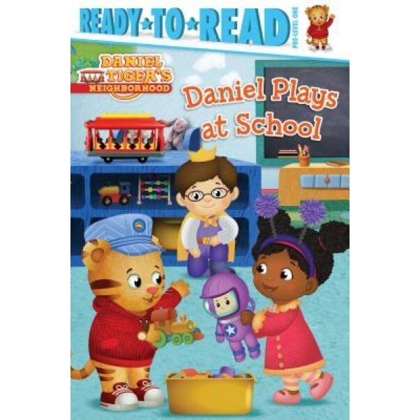 Daniel Plays at School, Daphne Pendergrass (Author)