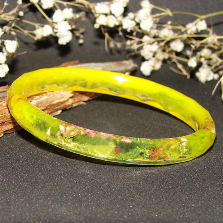 Дамска гривна Peterini, Цветя и смола, Жълт, Kод GR510