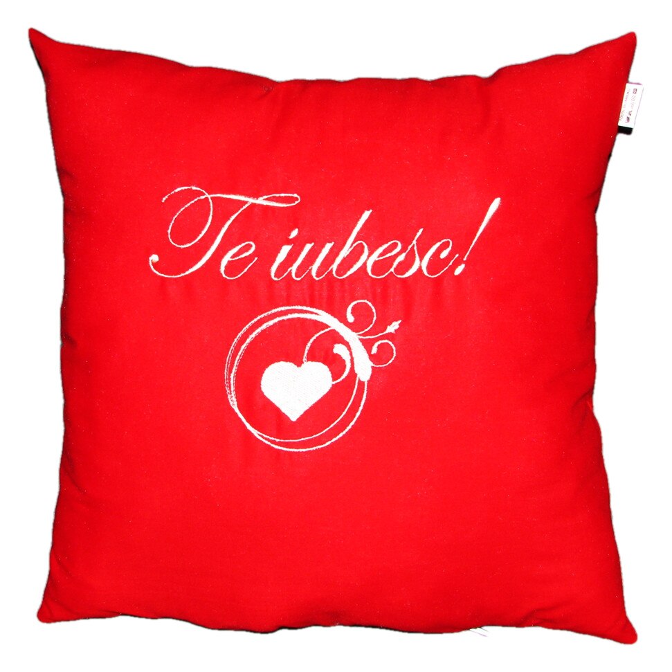 Perna decorativa Te iubesc, Happy Gifts, 40 x 40 cm, rosu, model 2