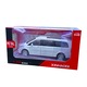 Fém autó Mercedes-Benz V-Class Fehér, 1:24 méretarányú, fényekkel, hangokkal és működő ajtókkal