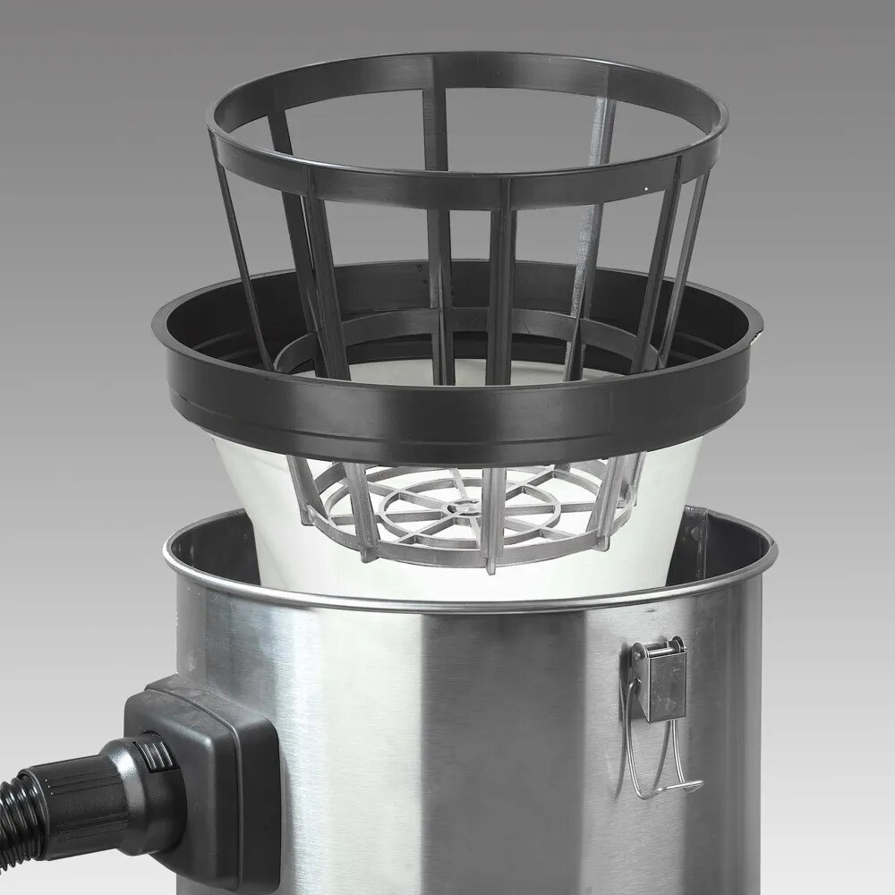 Aspirator umed-uscat Eurom, Force 1240, capacitate reziduala 40 litri, putere aspirare 180 mbar, debit aer 45 l/s, protectie revarsare apa, comutator ON/OFF, filtru detasabil si lavabil manual/in masina de spalat, lungime cablu 10 m, inox/portocaliu