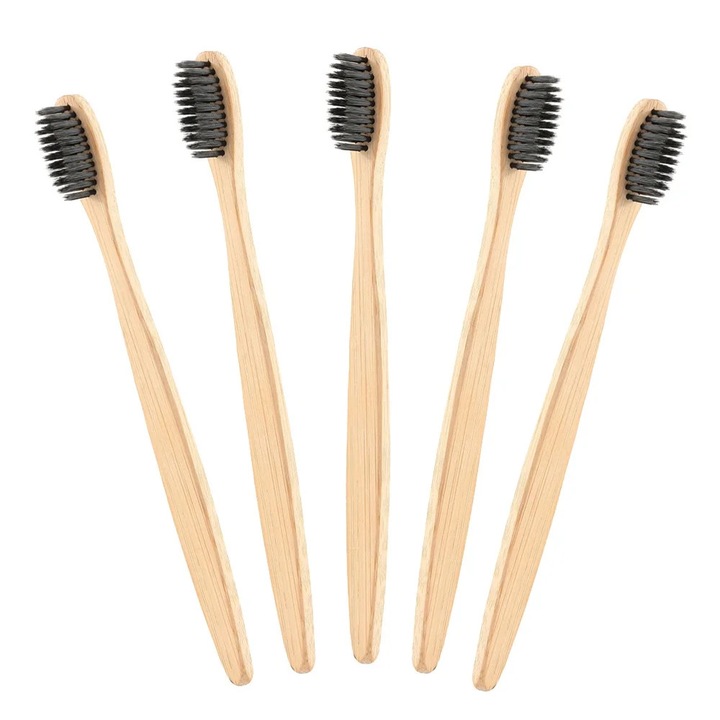 Periuta de dinti manuala YANYXR BCS3098625 cu maner din bambus, periuri moi infuzate cu carbune activ, bej/negru, 5 buc.