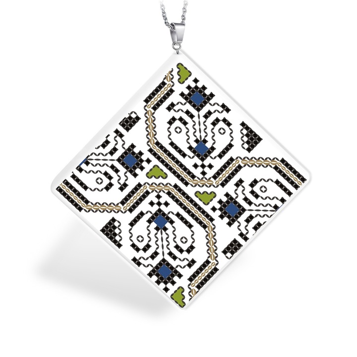 Pandantiv GANELLI din ceramica cu Motive nationale romanesti din Oltenia zona Dolj -Romanati modelul 7