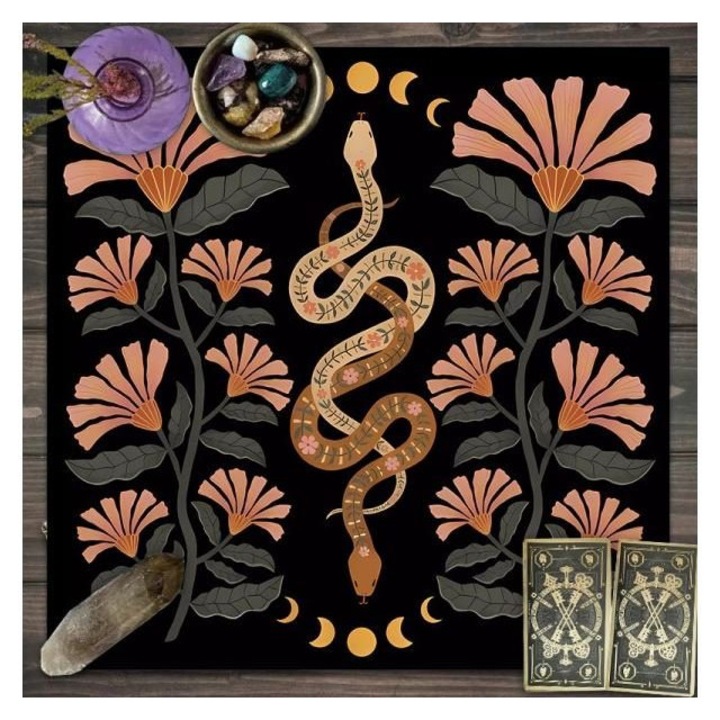 Tarot asztalterítő JP240, nyomtatott poliészter oltárkendő 12 csillagképpel és virágos kígyóval, fekete, négyzet alakú 75x75 cm