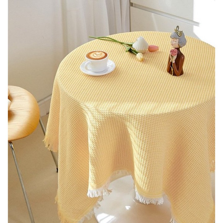 K0443-emagCJ-39636 horgolt pamut és lenvászon asztalterítő, méhsejt textúra rojtokkal, sárga/fehér, 90 x 90 cm