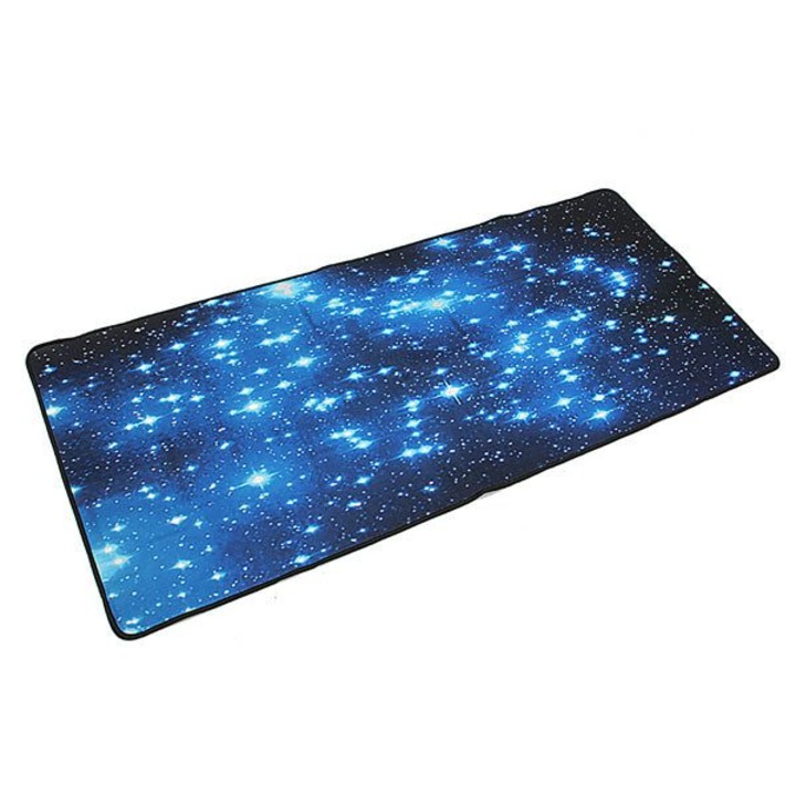 Mouse pad K0323-0805-CJ6813, cauciuc natural cu suprafata textila, antiderapant, optimizat pentru gaming, design cer instelat, albastru, 90 x 40 cm