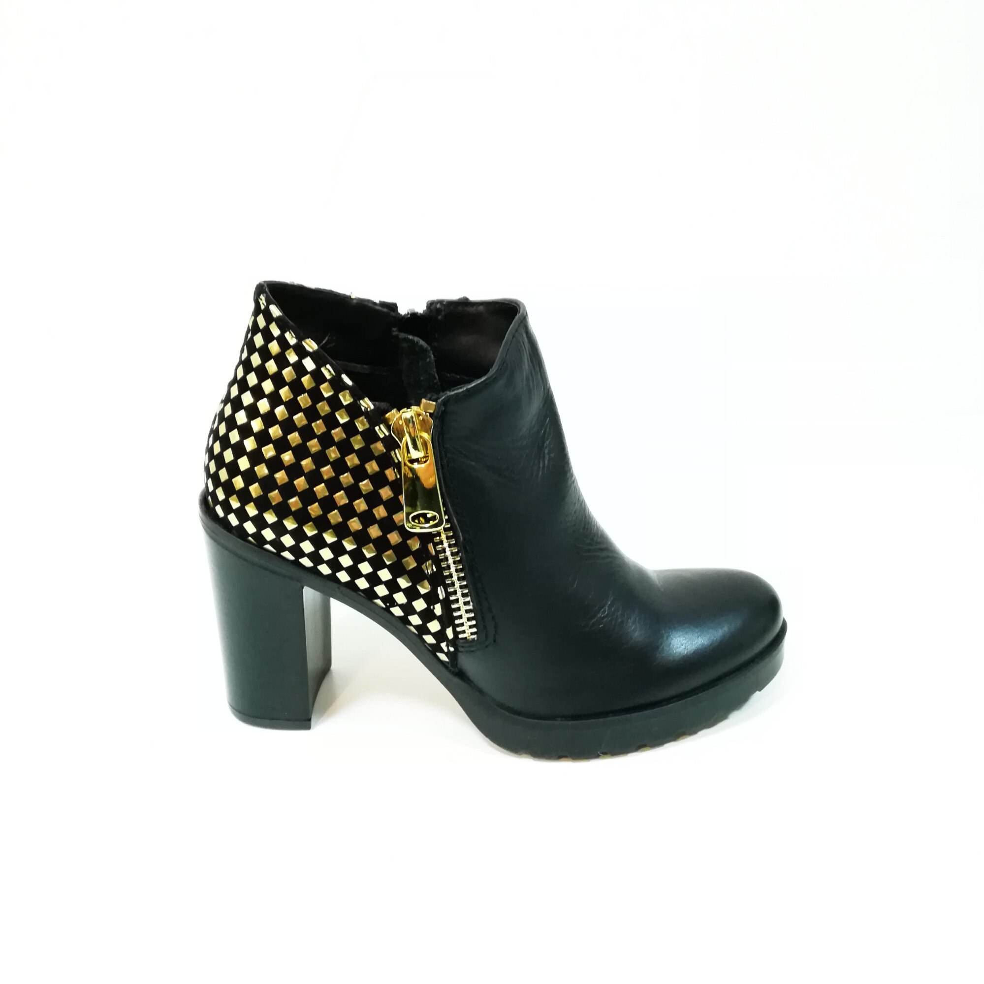 Botine din piele naturala, culoare neagra