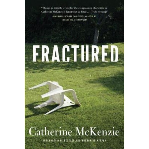 Fractured, Catherine McKenzie (Author)