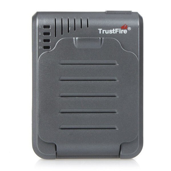 Incarcator LI-ION TrustFire universal inteligent 4 canale TR-003P4