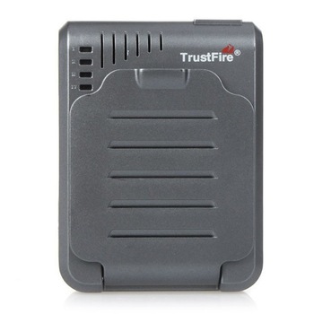 Incarcator LI-ION TrustFire universal inteligent 4 canale TR-003P4 Incarcator LI-ION TrustFire universal inteligent 4 canale TR-003P4