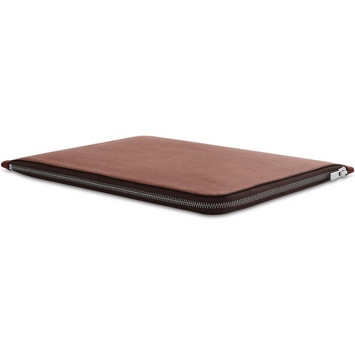 Кожен калъф Woolnut Folio с цип за MacBook Pro 13/14 инча, Коняк кафяв