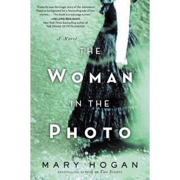The Woman in the Photo, Mary Hogan (Author)