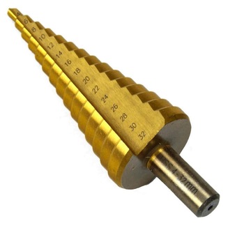 Burghiu in trepte Geko G38500, 4-32 mm, acoperit cu titan Burghiu in trepte Geko G38500, 4-32 mm, acoperit cu titan