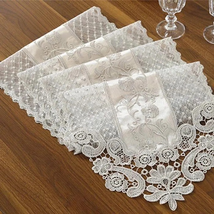 K0345-0808-KFCJ-xw12514 asztali futó, vintage hímzett csipke, pezsgő szürke, 30 x 70 cm