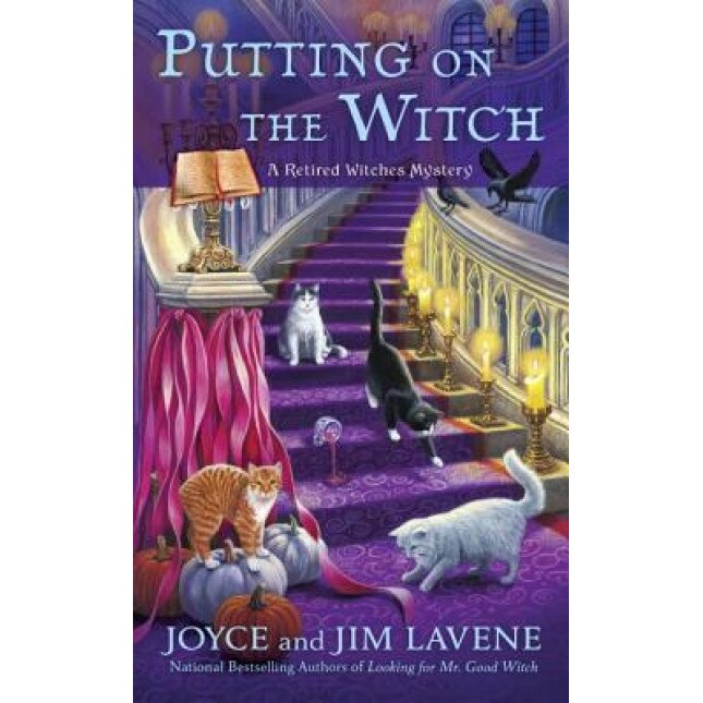 Putting on the Witch, Joyce Lavene (Author)