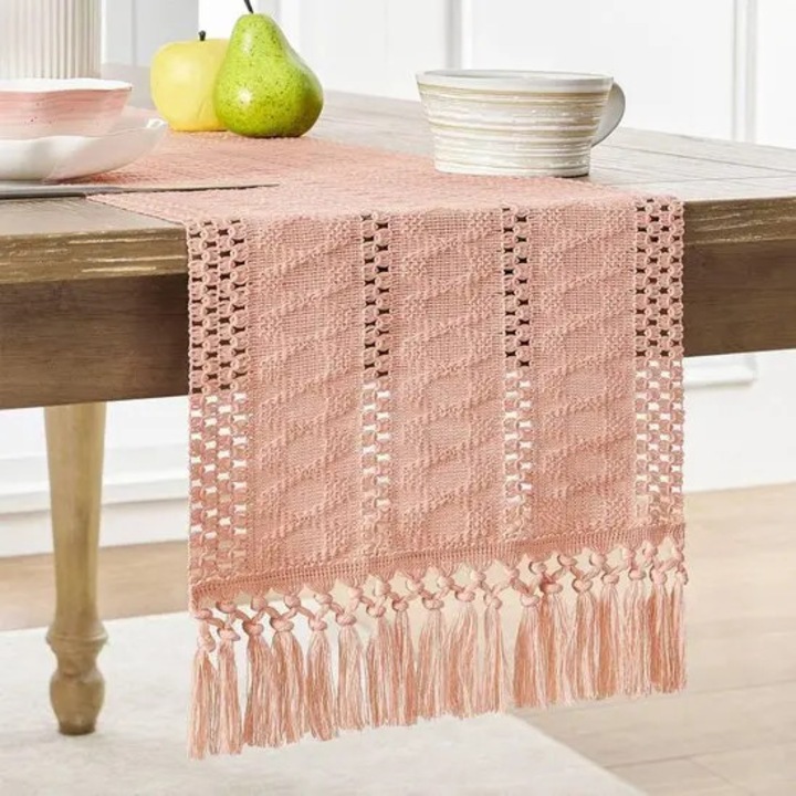 K0255-0810-CDCJ37096 asztali futó pamut-len-poliészterből, kézzel készített rojtokkal, púderrózsaszín, 30 x 300 cm