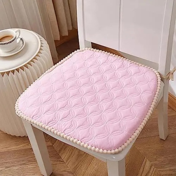 Perna pentru scaun 45 x 45 cm cu spuma memory 3 cm, husa detasabila lavabila, cu bretele si antialunecare, roz