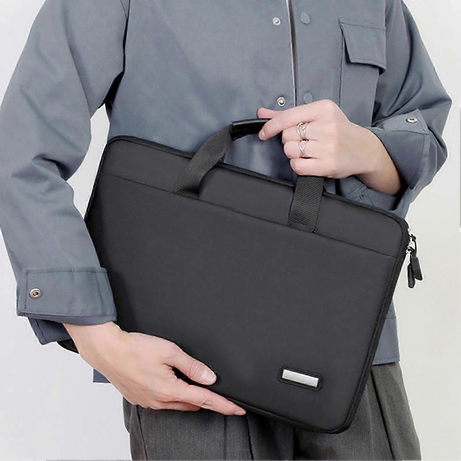 Husa pentru laptop din material hidrofug, slim si usoara, deschidere 180°, buzunar frontal si manere, roz, 13–13,3 inch