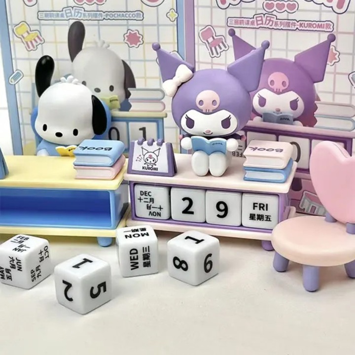 Calendar de birou decorativ perpetuu cu blocuri numerice Kuromi si Pochacco, rasina, mov/alb