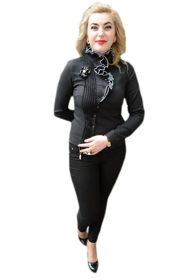 Camasa cu volanase, nasturi intr-o parte, D&J Exclusive, Negru/Alb