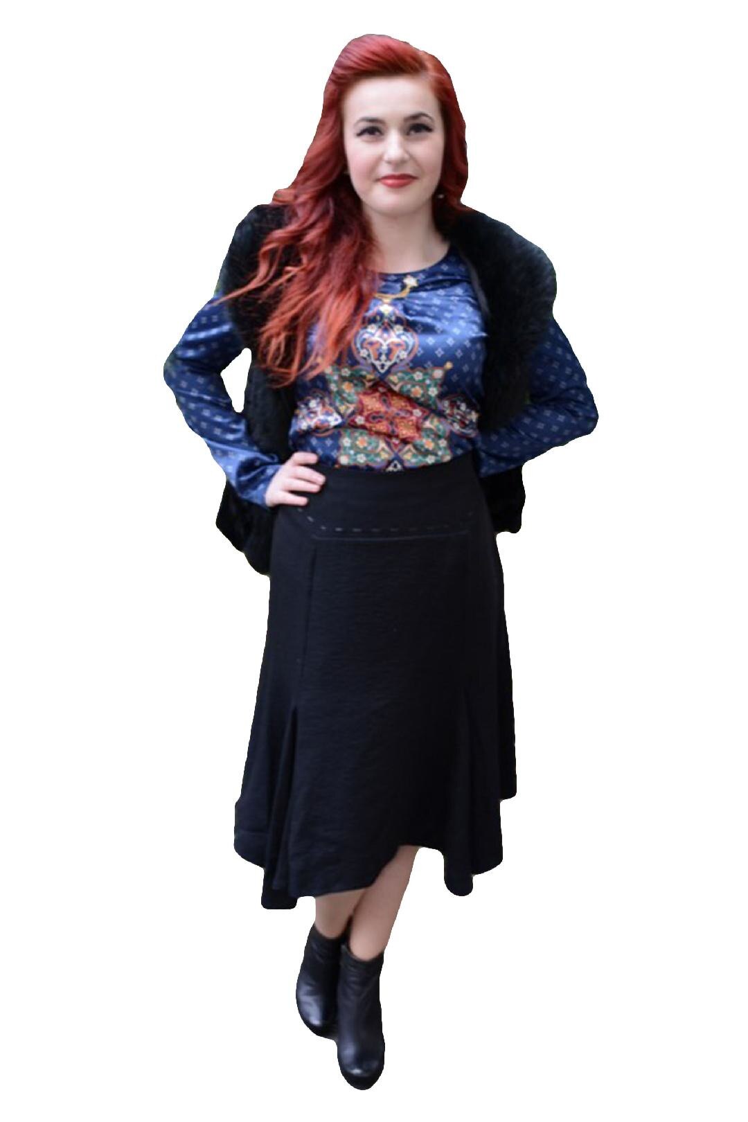 Fusta cu model in colturi, din material lucios, D&J Exclusive, Negru, 40