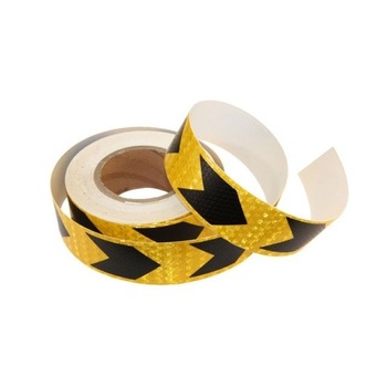 Rola banda reflectorizanta galbena cu sageata neagra 5cm x 25m Rola banda reflectorizanta galbena cu sageata neagra 5cm x 25m