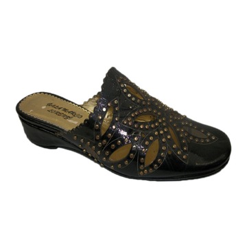 Papuci casual, inchis in fata, cu perforatii florale, D&J Exclusive, Negru, 36 Papuci casual, inchis in fata, cu perforatii florale, D&J Exclusive, Negru, 36