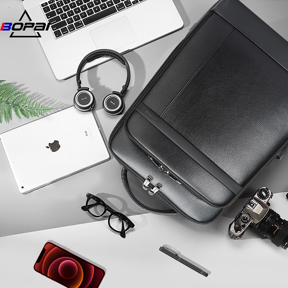 Bopai, rucsac pentru laptop din piele naturala Infinite Leather cu protectie 15.6" , port USB integrat, curele anatomice, prindere pentru troller, 19 L, negru, 43 x 31 x 14 cm