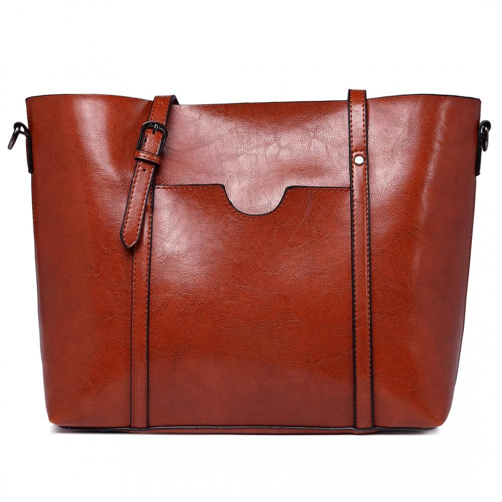 Geanta dama Iolanda, Maro